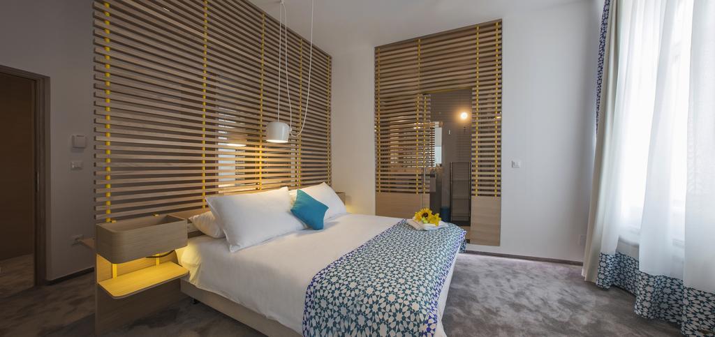 Bed & Atmosphere Rooms Split Chambre photo
