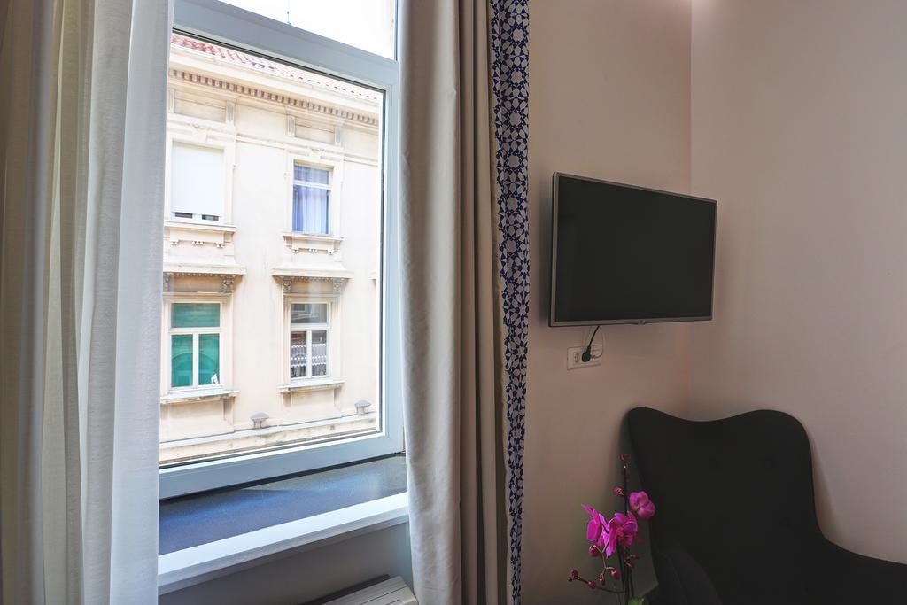 Bed & Atmosphere Rooms Split Chambre photo
